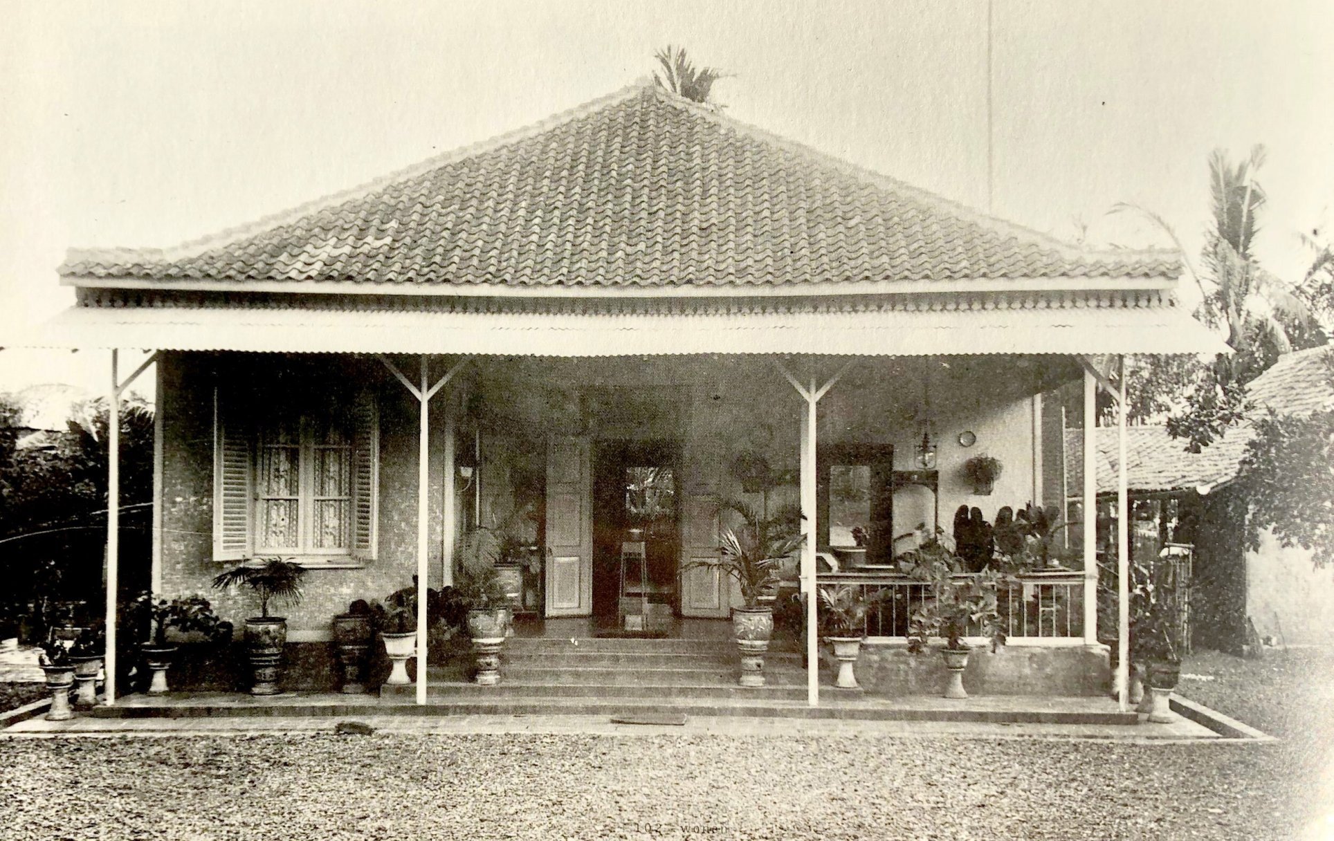 Colonial house in the Dutch East Indies