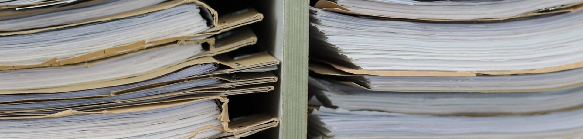 Kast met archiefmateriaal