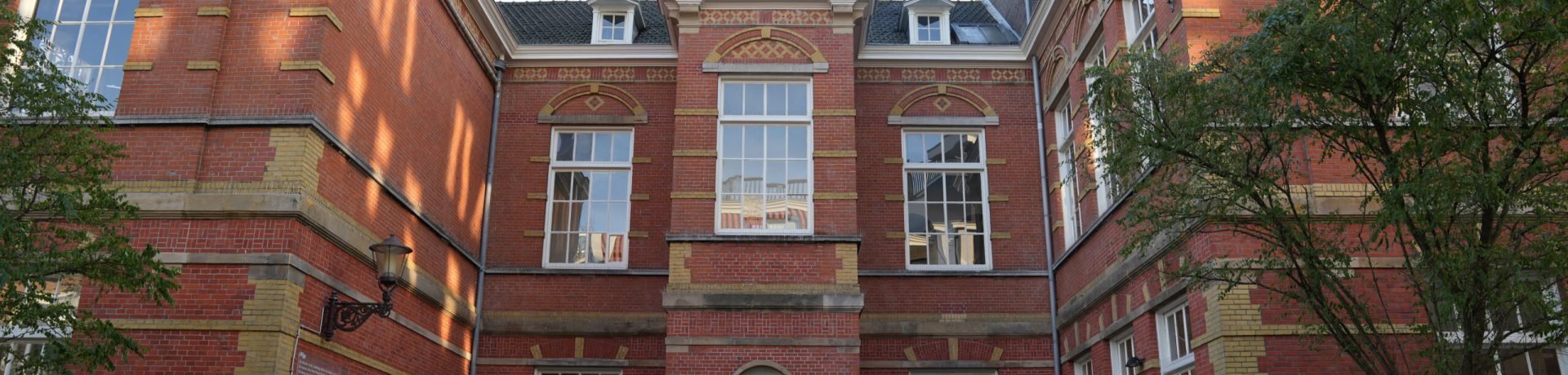 Foto van het gebouw van Taalhuis