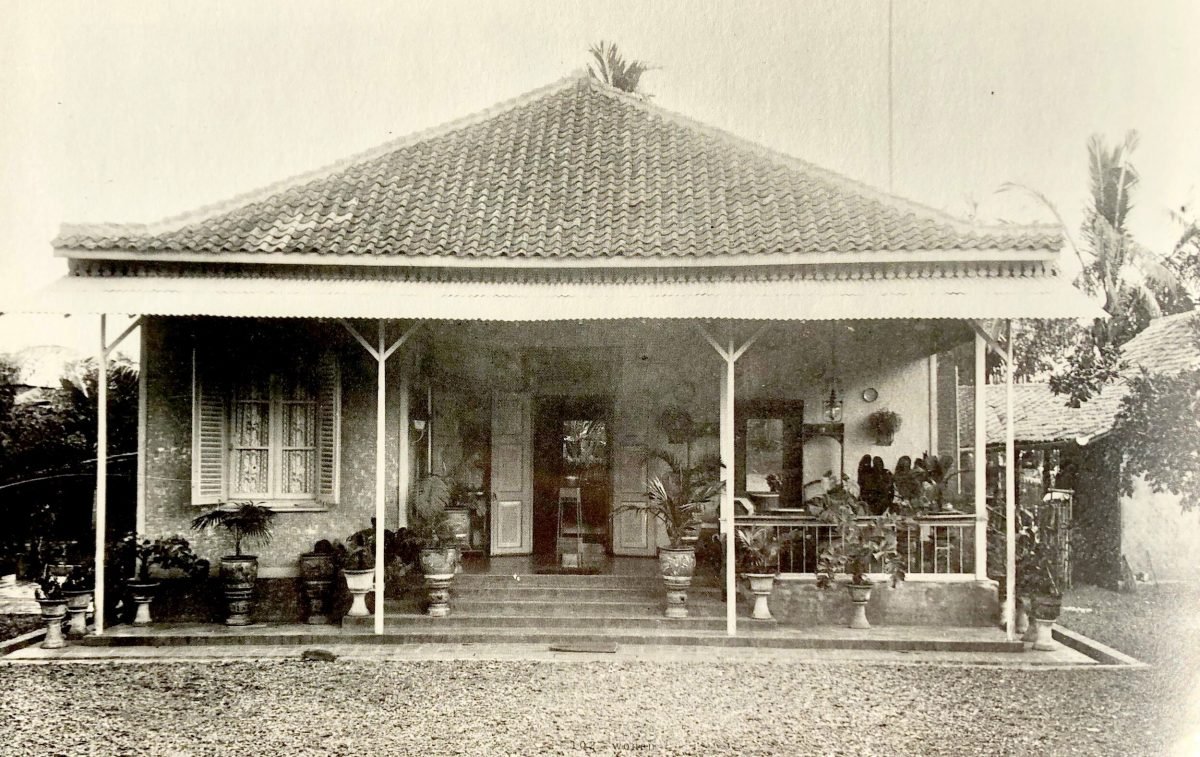Colonial house in the Dutch East Indies