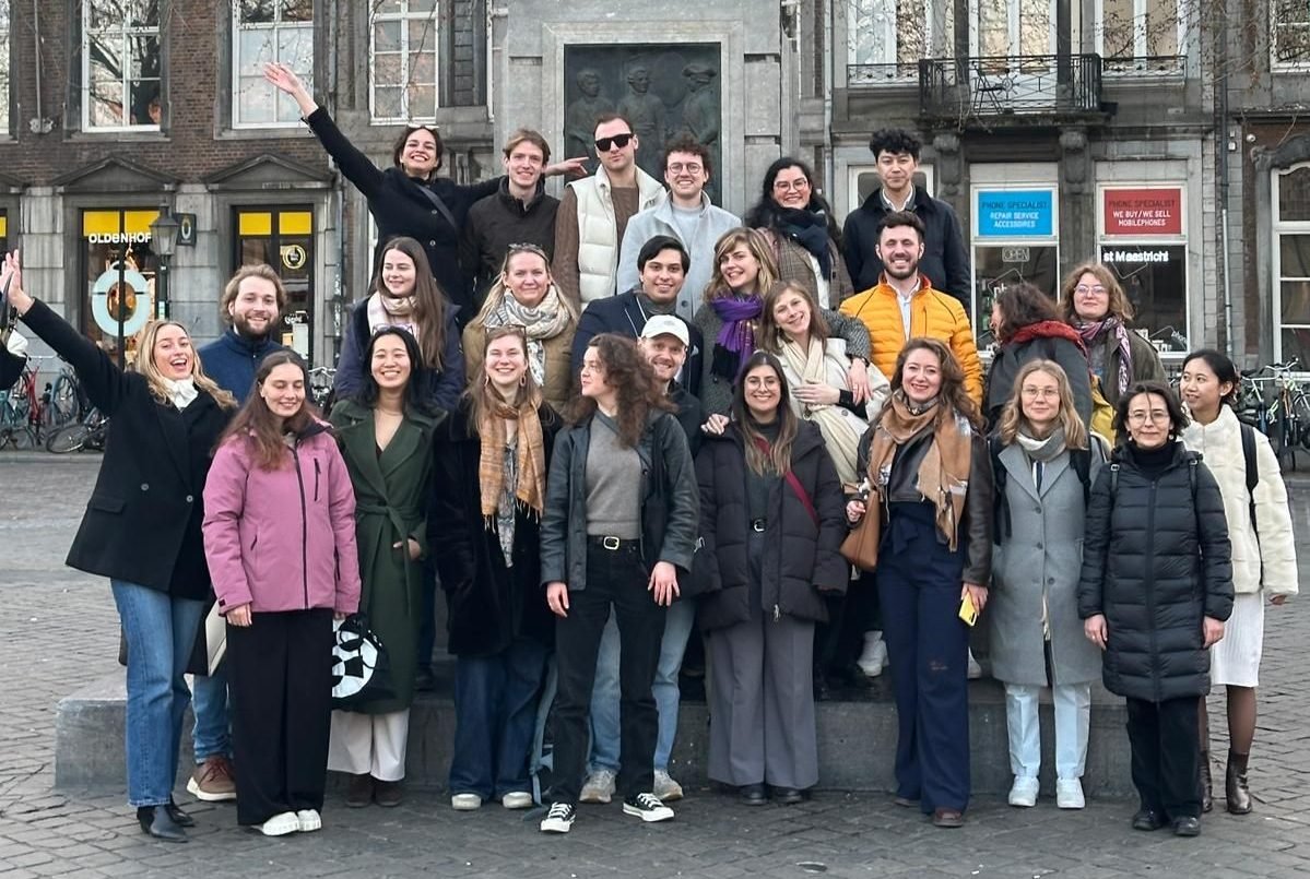 Groepsfoto van de Emerging Professionals verzameld in Maastricht in maart 2026